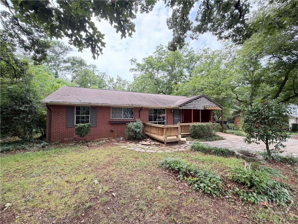 1054 College Station Road