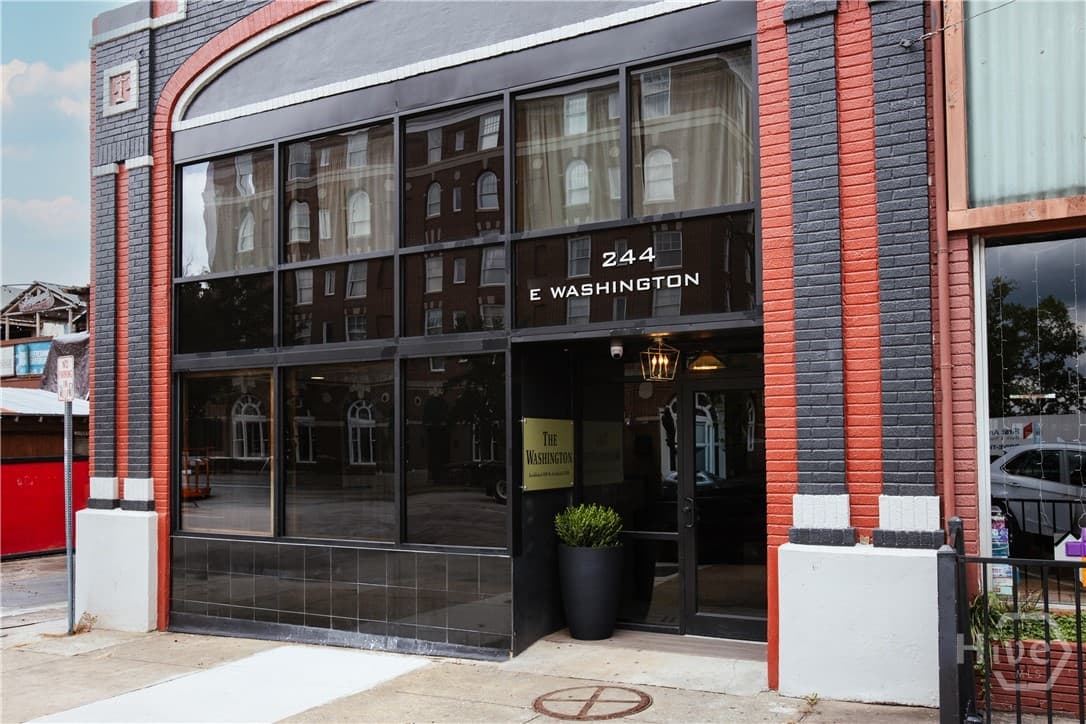 244 E Washington 250 - Photo 1