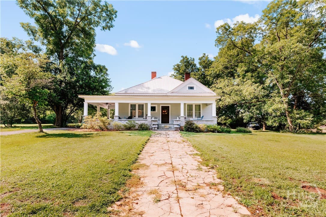 670 S Railroad Avenue - Photo 1