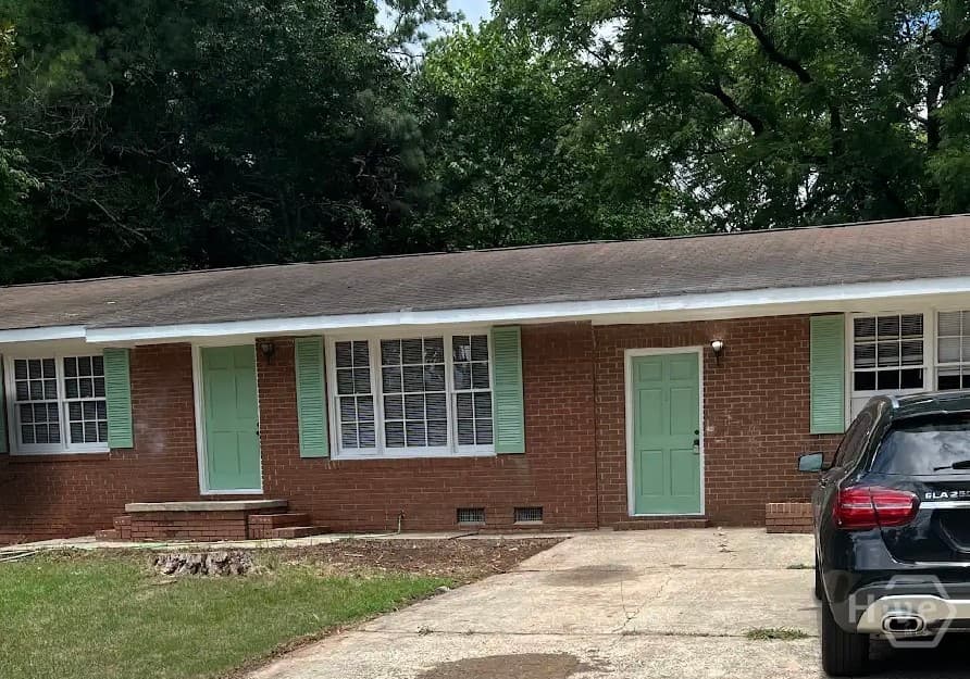255 Vista Drive - Photo 1