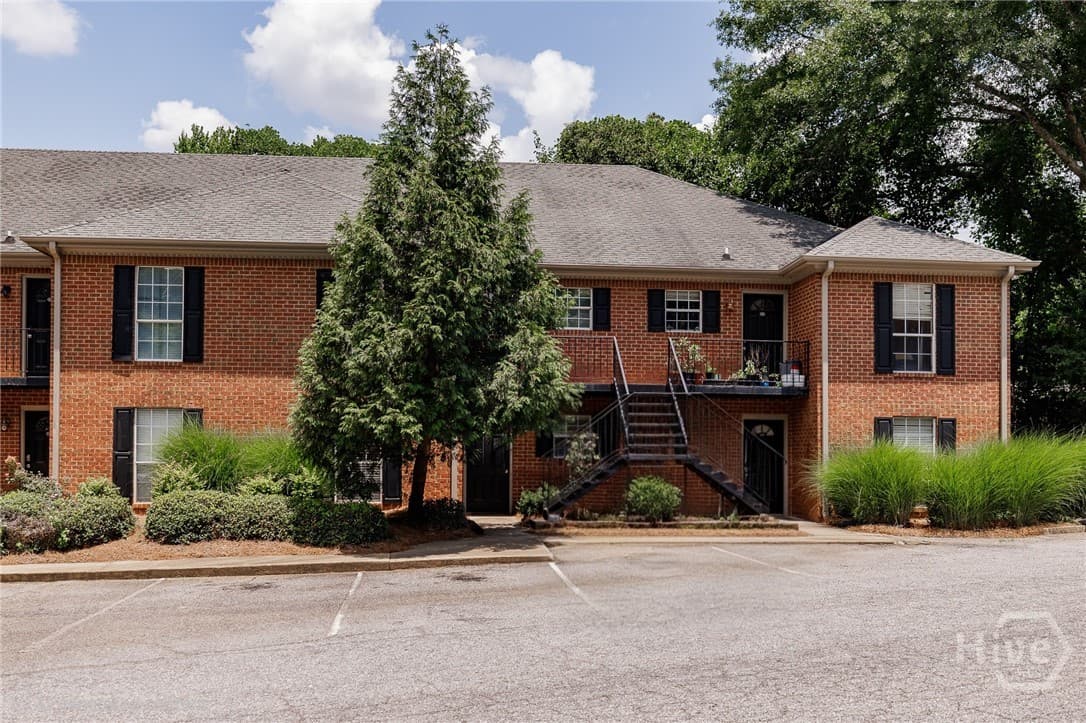 1055 Baxter Street 106 - Photo 1