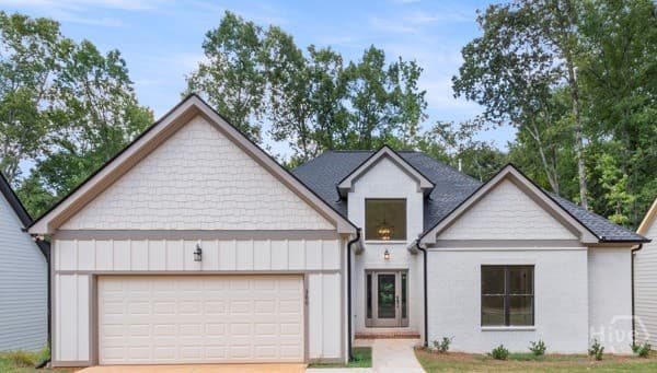 380 Ansley Drive