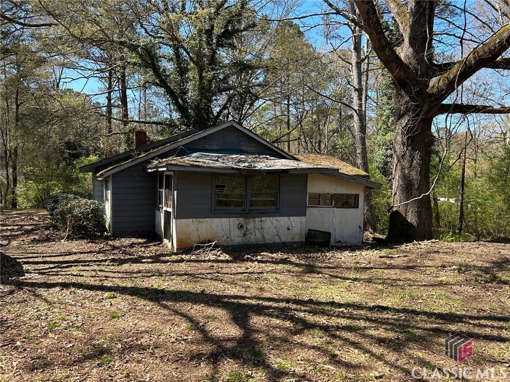 190 Bowles Drive 1 - Photo 1
