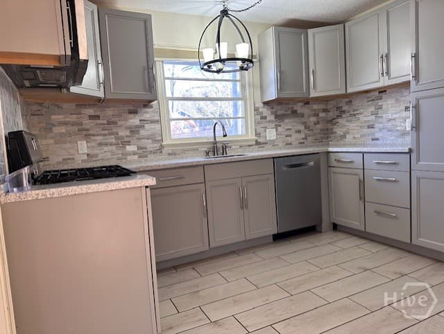 305 King Avenue - Photo 1