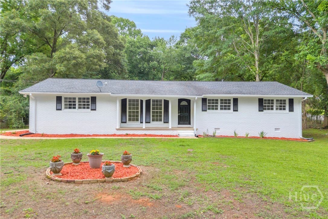 210 Edgewood Drive - Photo 1