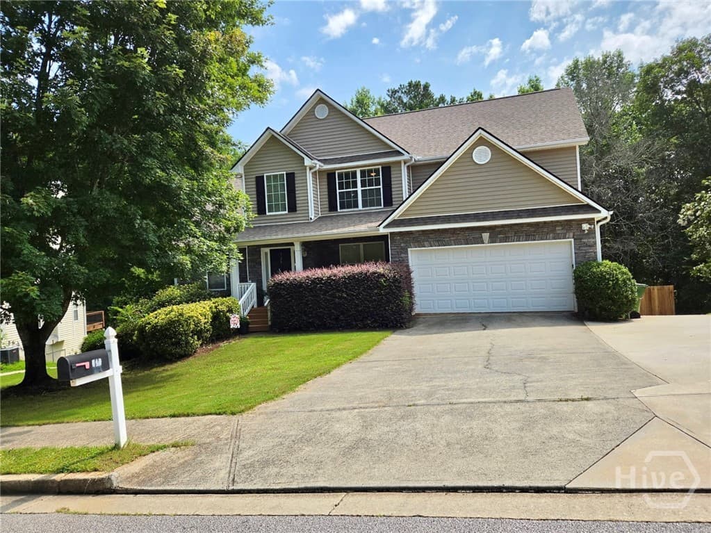 729 Wellington Drive - Photo 1