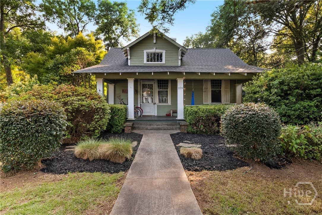 229 Church Street N - Photo 1