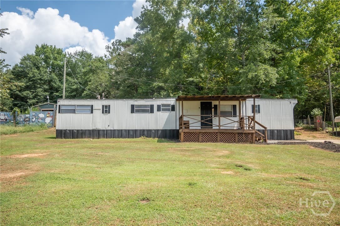 146 Amberly Drive - Photo 1