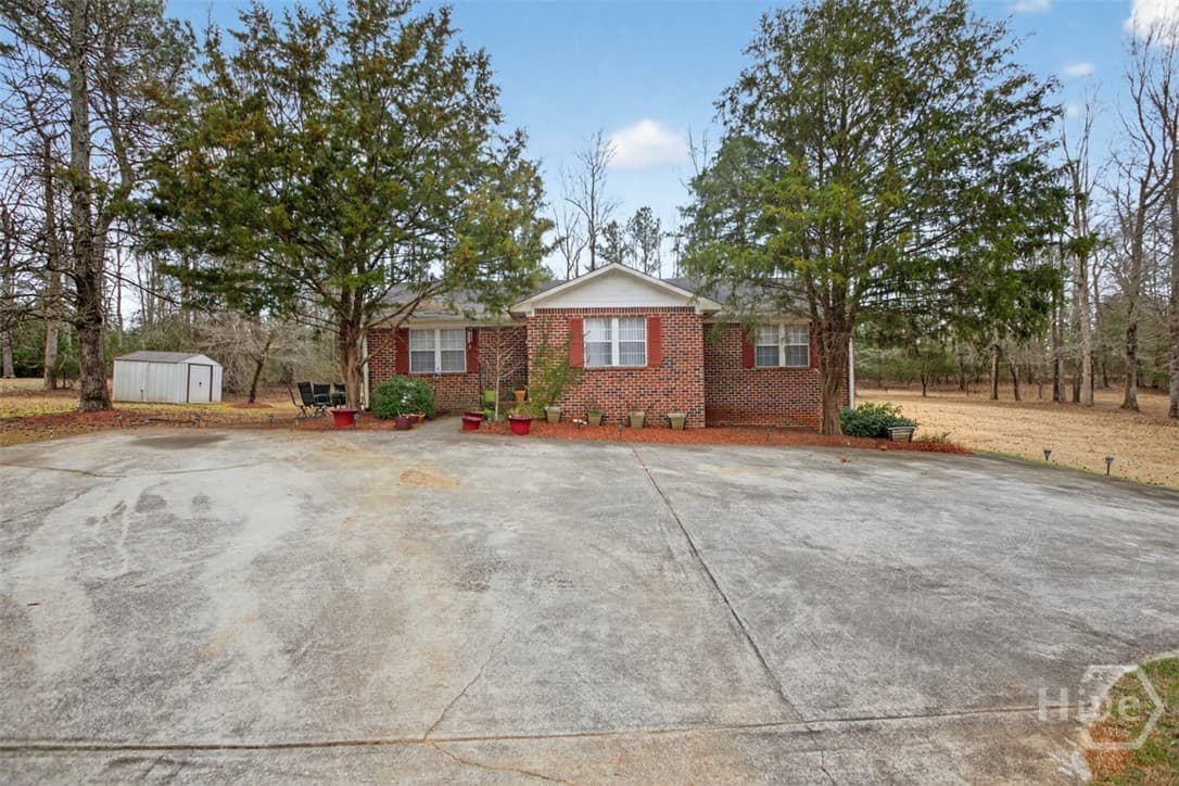 385 Big Oak Circle - Photo 1