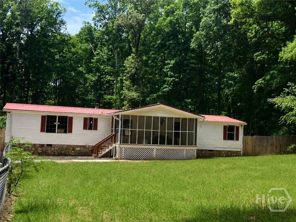 400 W Kellogg Drive