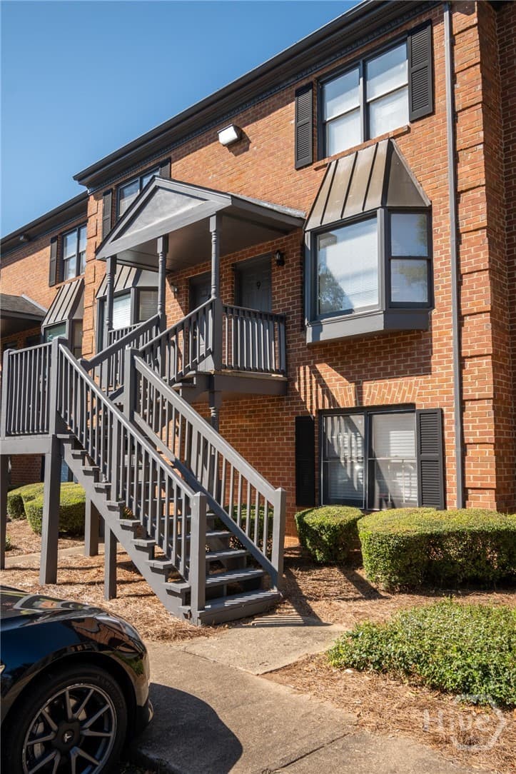 550 Dearing Street 9