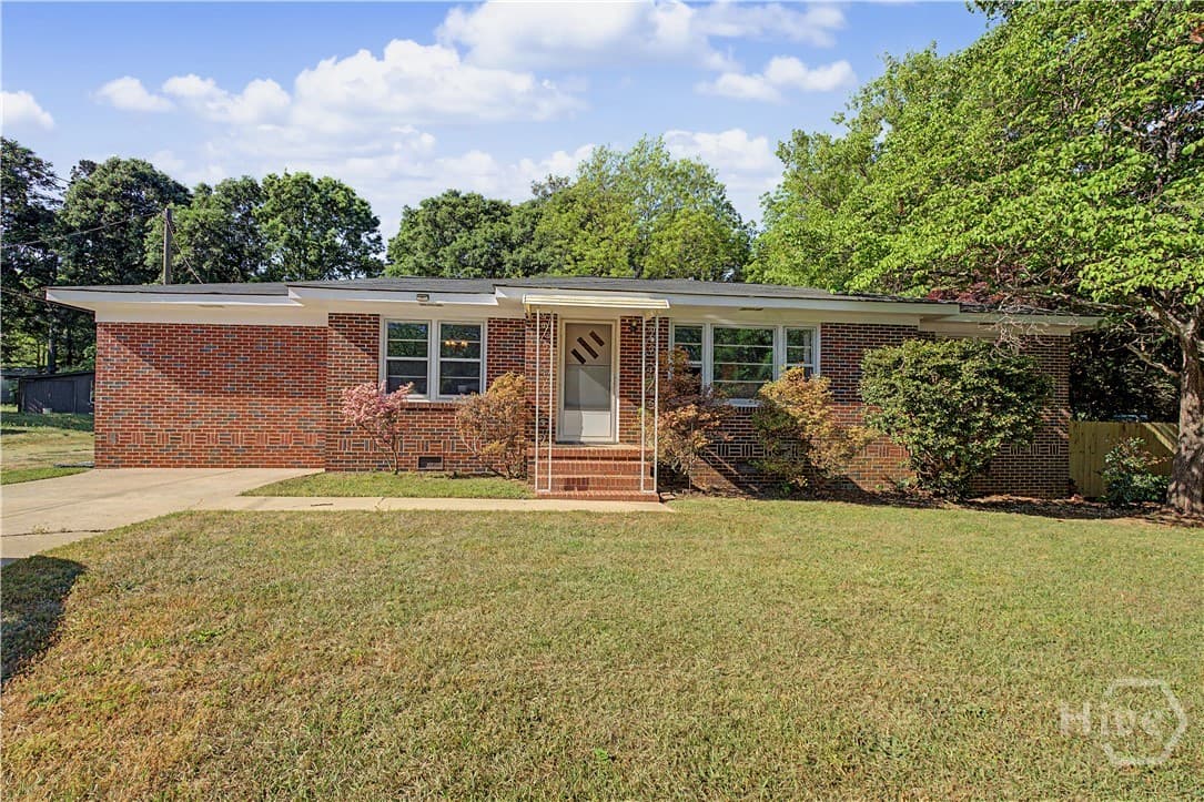 185 Northcrest Drive - Photo 1