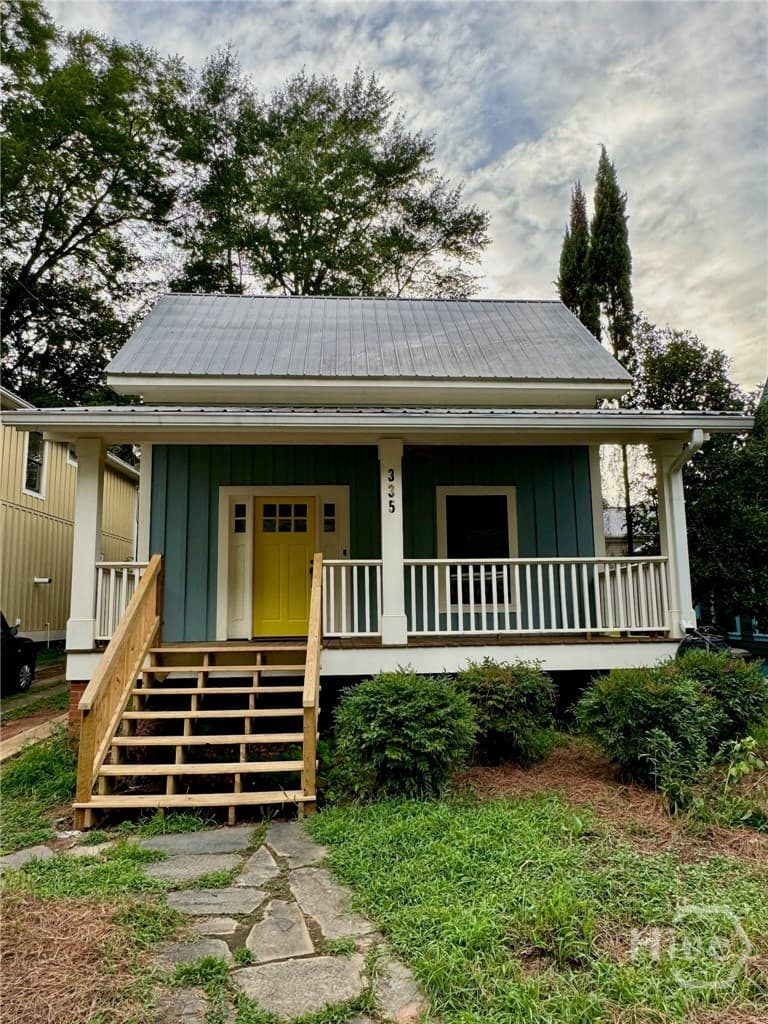 335 Lyndon Avenue