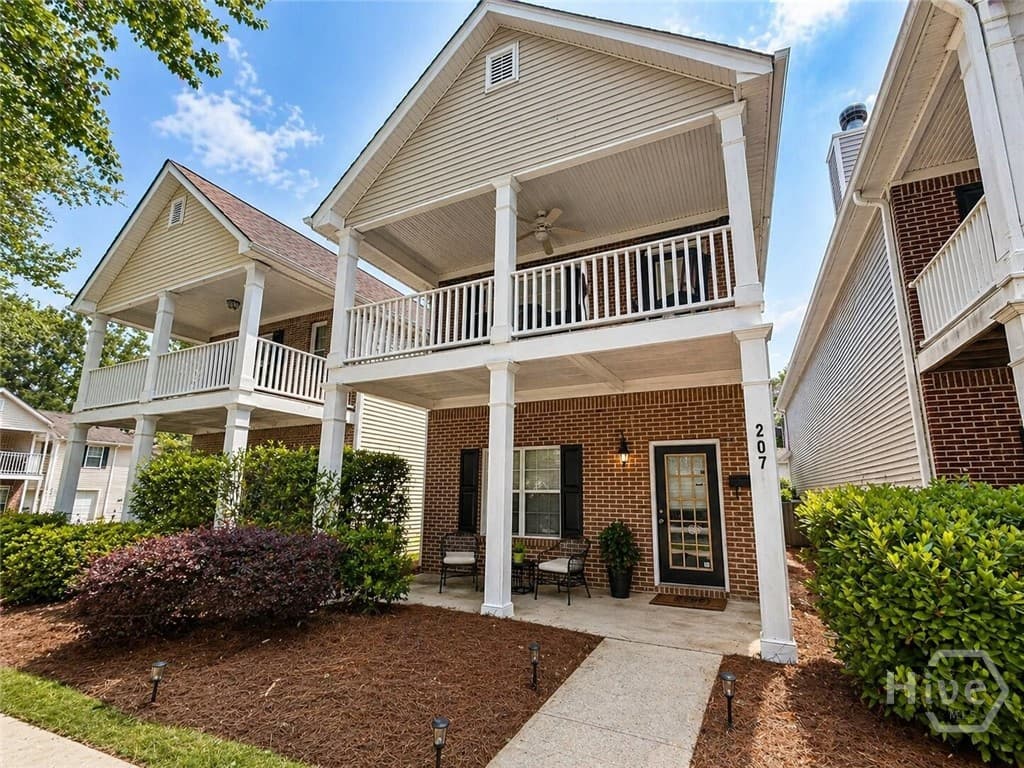 207 Wiltshire Drive - Photo 1