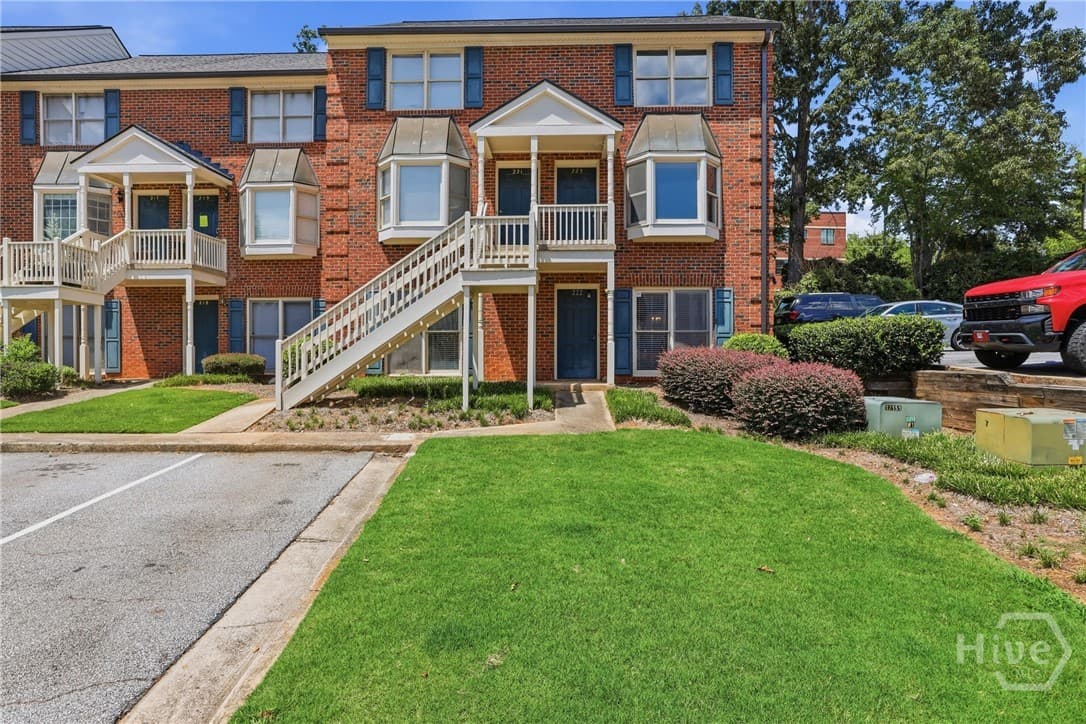 1515 S Lumpkin Street 222 - Photo 1