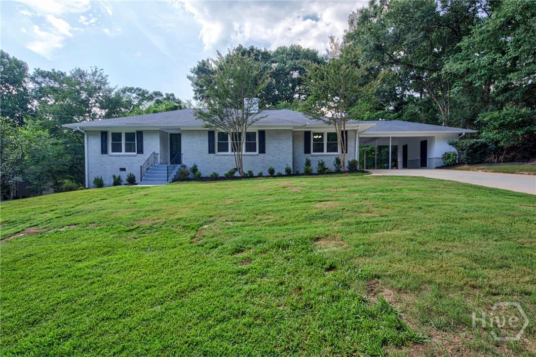 270 Pine Valley Drive - Photo 1