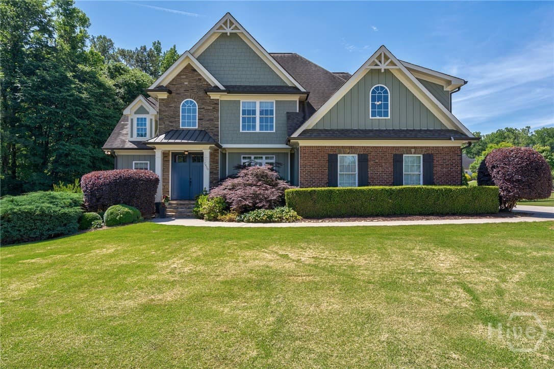 2450 Oldfield Drive - Photo 1