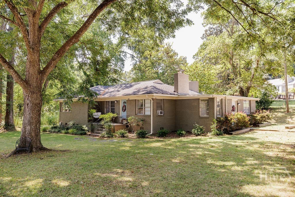 1620 S Milledge Avenue - Photo 1