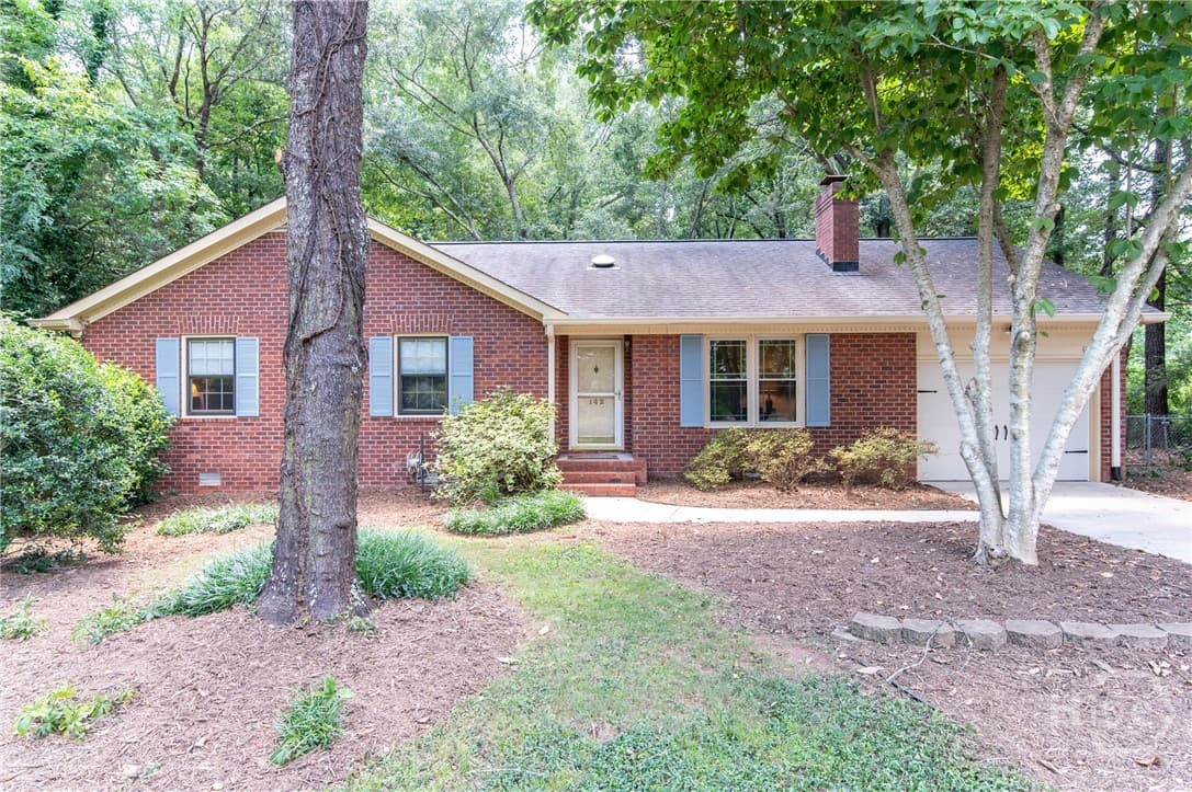 142 Woodberry Drive