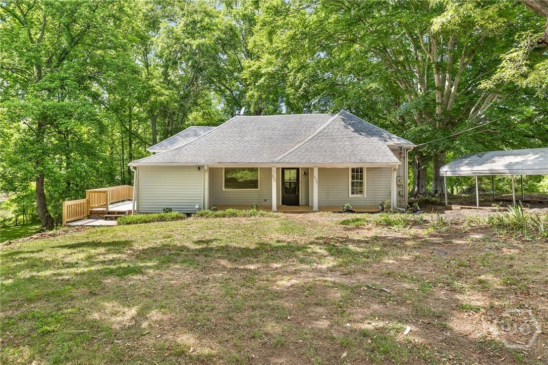 808 Knollwood Drive