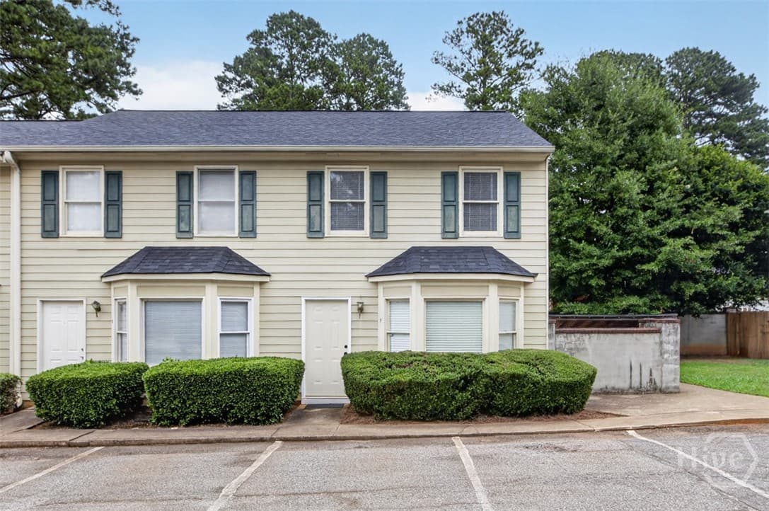 125 Dennis Drive F - Photo 1