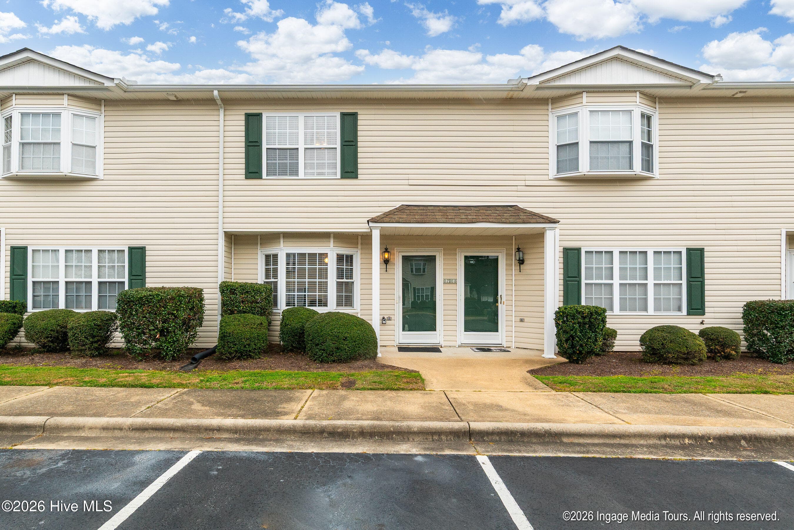 2320 Vineyard Drive O-7
