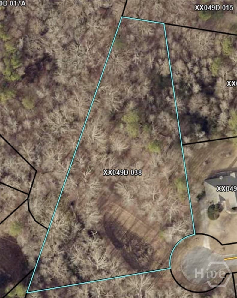 705 Huntington Court - Photo 1