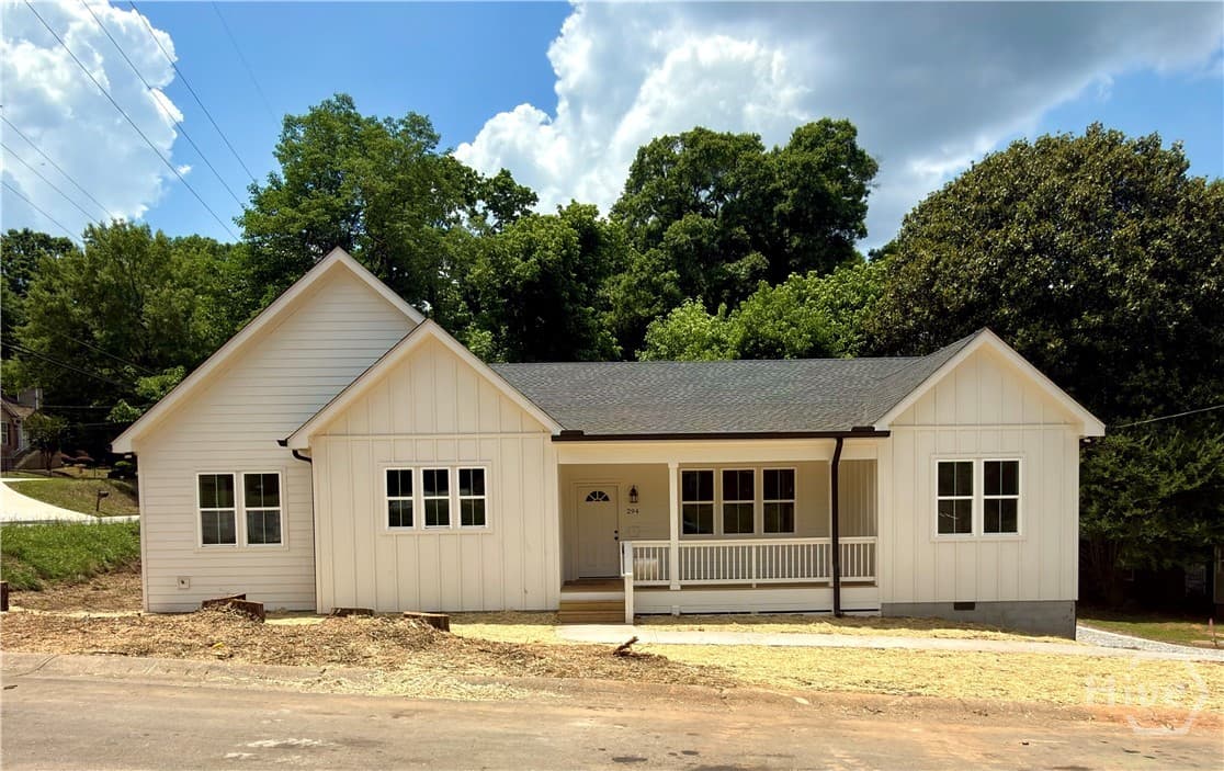 294 Moreland Avenue - Photo 1
