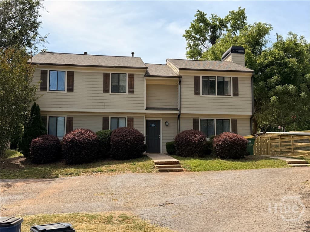 102 Welch Place