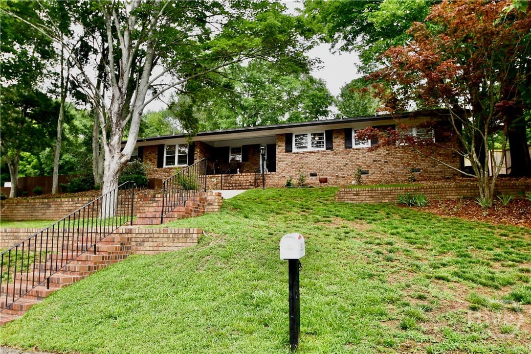 280 Valleybrook Drive - Photo 1
