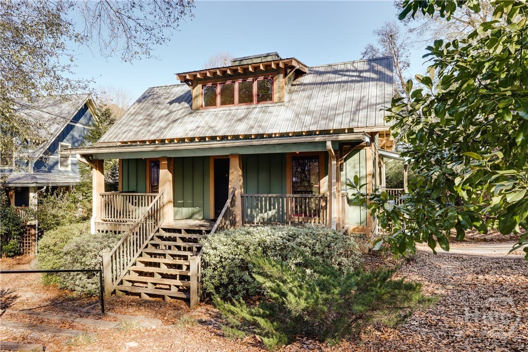 145 Hendrix Avenue - Photo 1