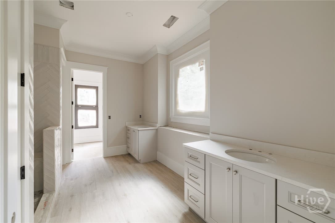 Thumbnail 18