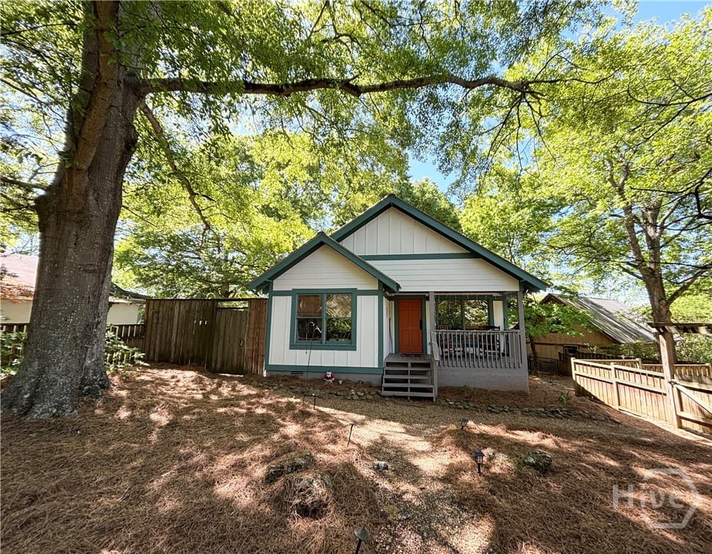 381 Ridge Avenue - Photo 1
