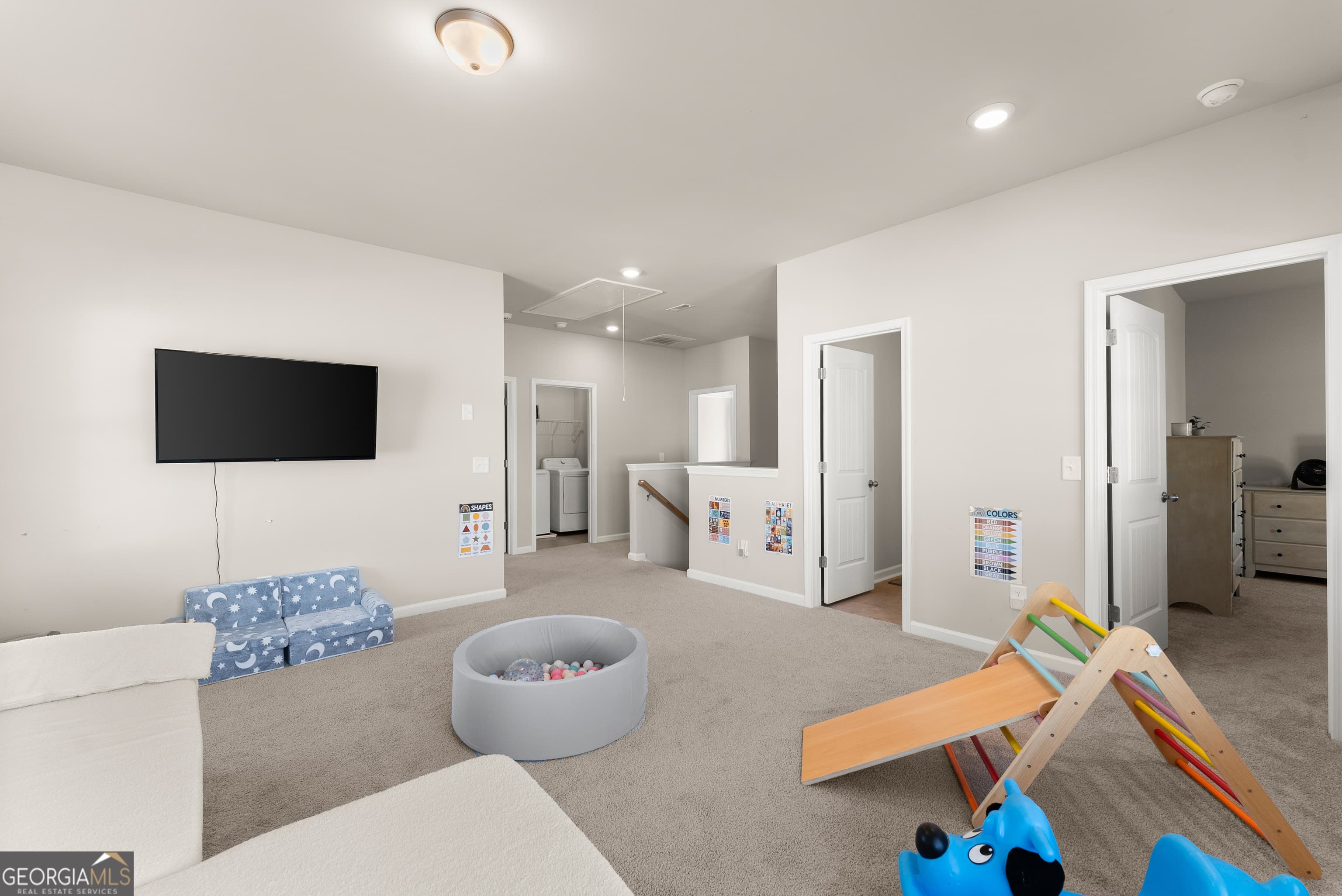Thumbnail 28