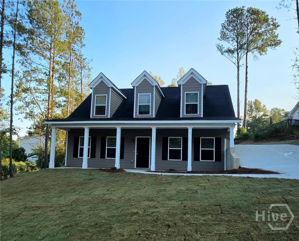 120 Tremont Parkway - Photo 1