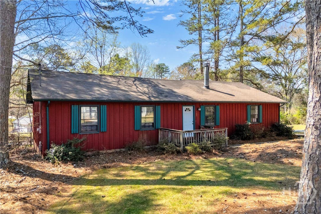 185 Live Oak Place