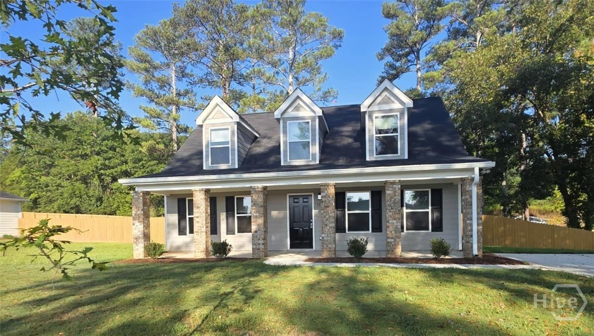 111 Charlotte Circle