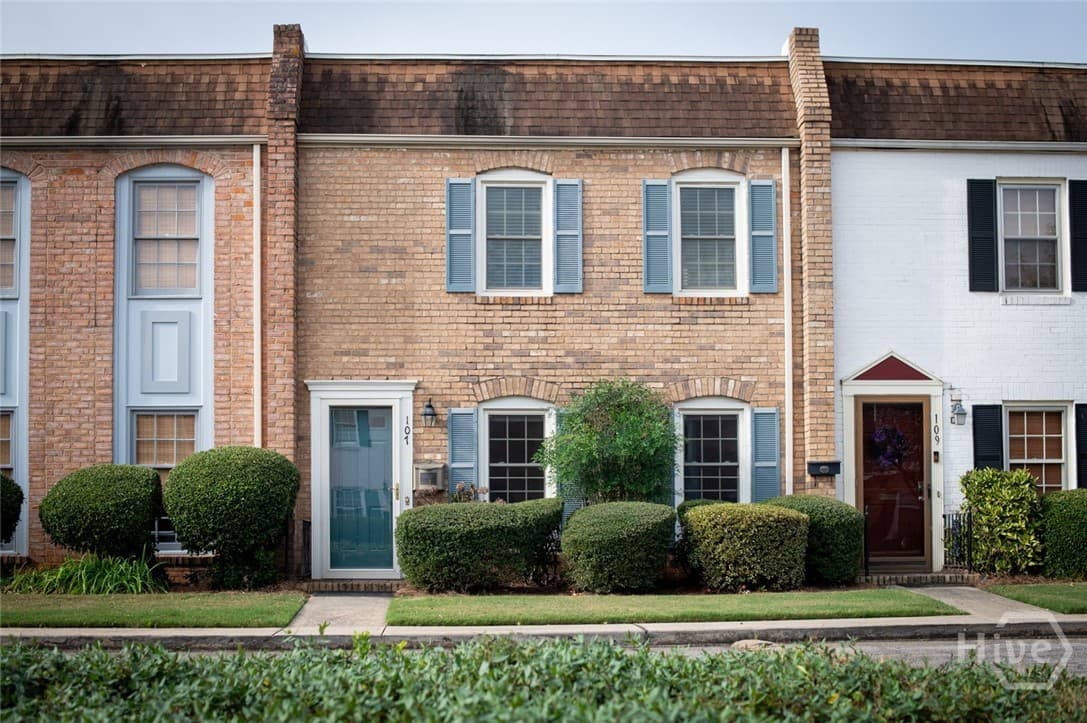 107 Georgetown Drive - Photo 1