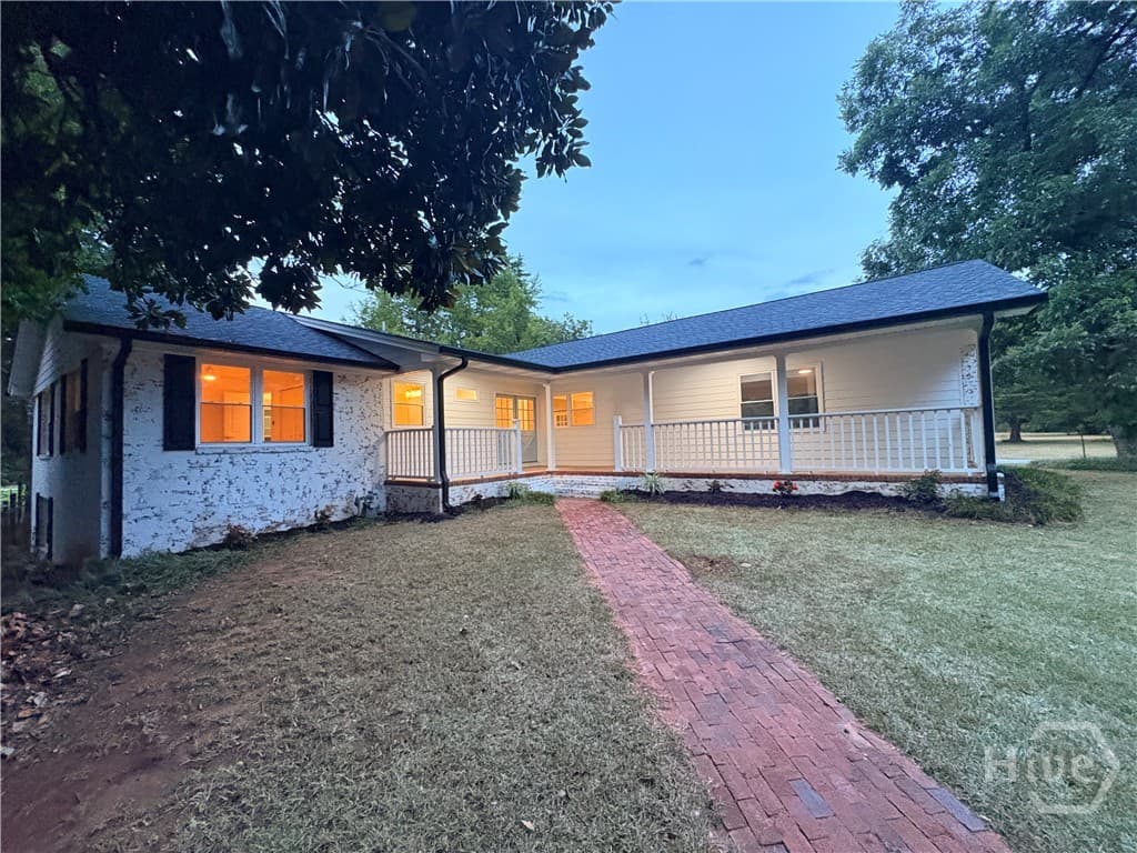 100 Williamsburg Lane