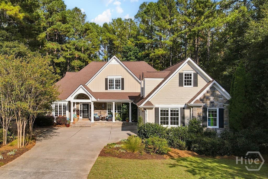 1040 Pin Oak Court - Photo 1