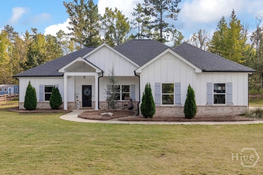 1094 McLeod Estates Drive - Photo 1